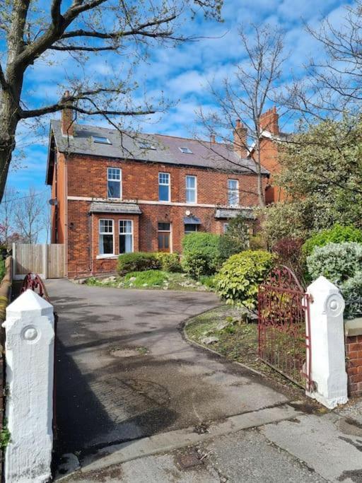 The Hot Tub Townhouse By Heim Lytham St Annes