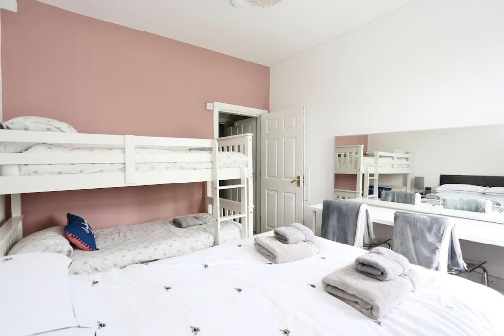 The Hot Tub Townhouse By Heim * Lytham St Annes