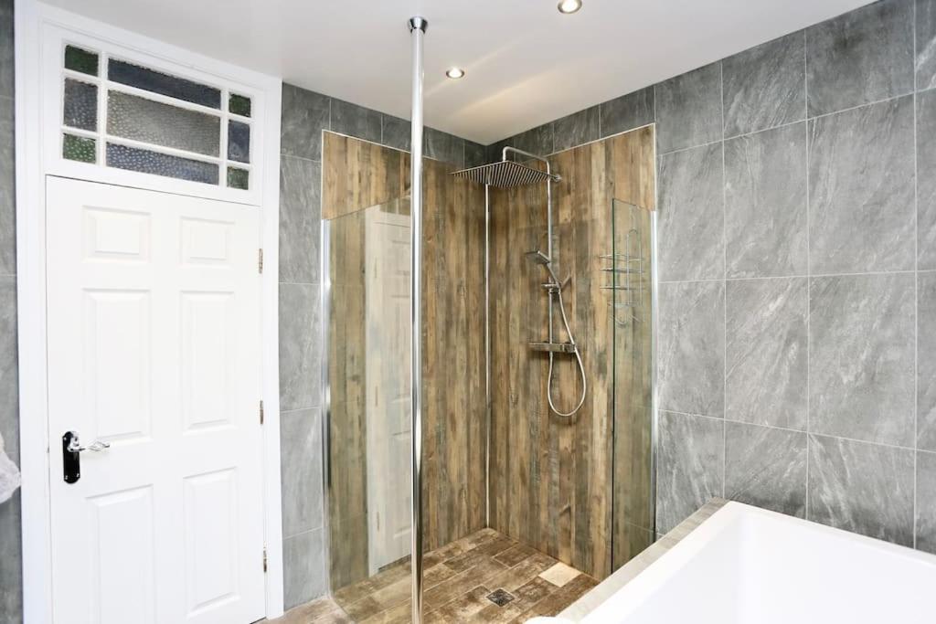 Holiday home The Hot Tub Townhouse By Heim