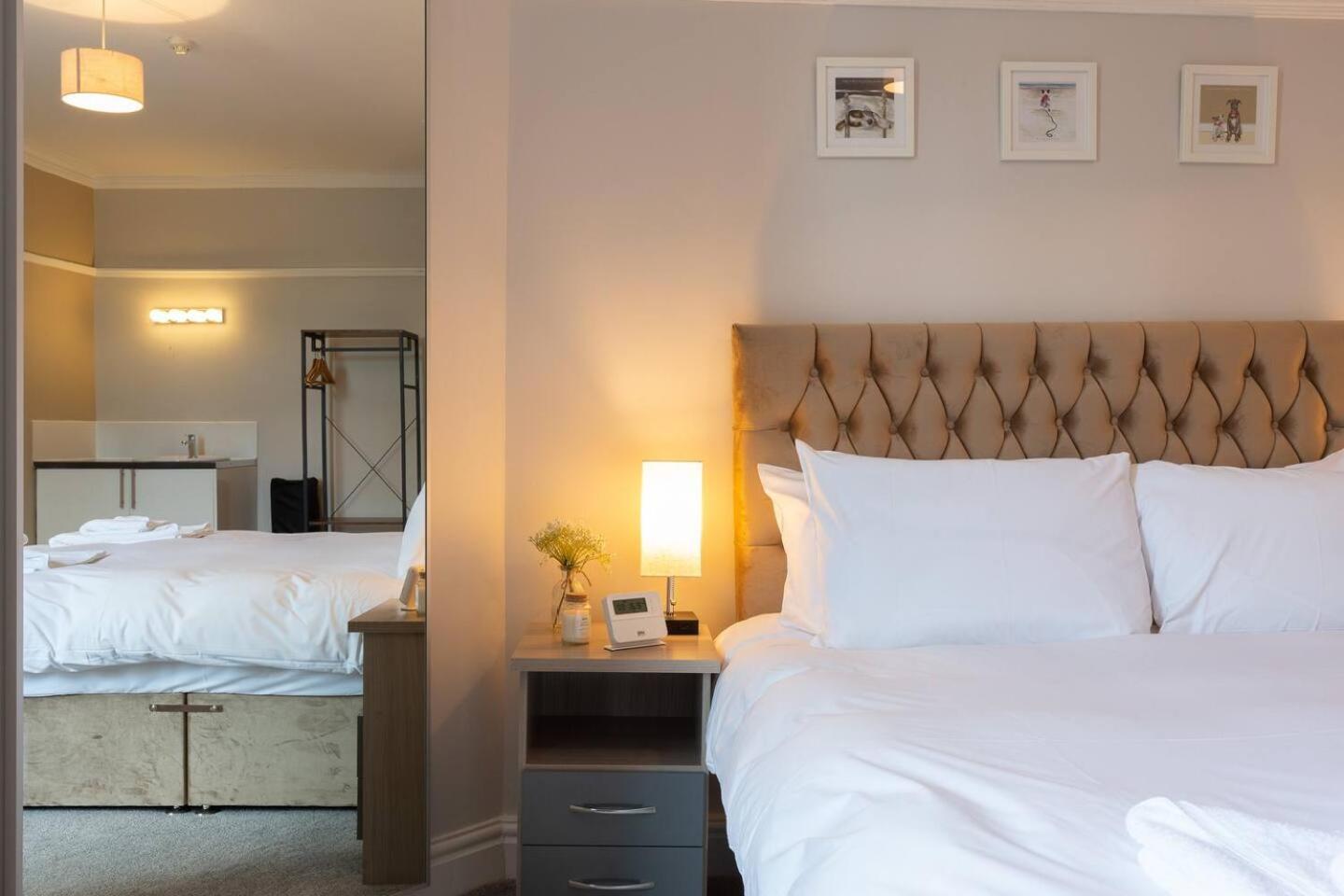 Сasa de vacaciones The Hot Tub Townhouse By Heim Lytham St Annes
