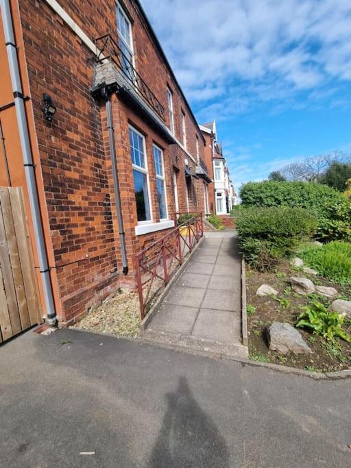 Сasa de vacaciones The Hot Tub Townhouse By Heim Lytham St Annes